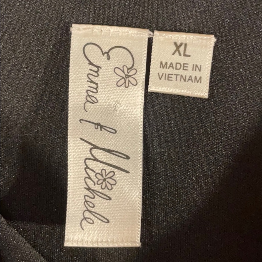 Dress - Picture 5 of 8